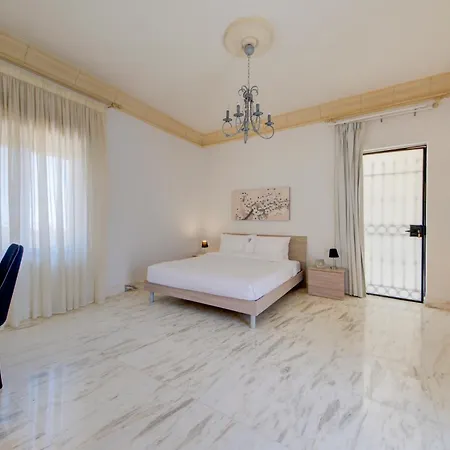 Luxury 5br With Jacuzzi, Garden & Dining Is-Swieqi