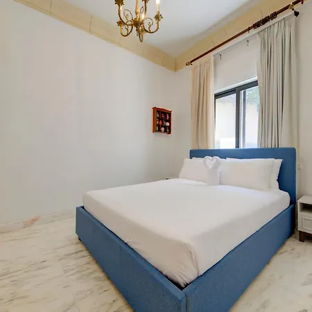 Vilă Luxury 5br With Jacuzzi, Garden & Dining