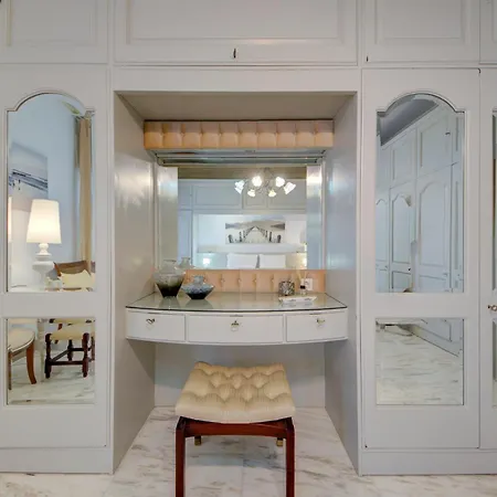 Luxury 5br With Jacuzzi, Garden & Dining