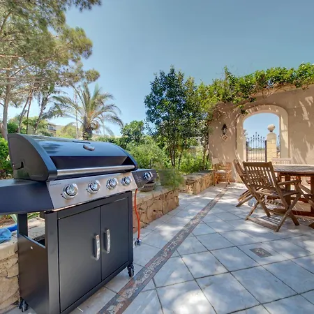 Luxury 5br With Jacuzzi, Garden & Dining * Is-Swieqi